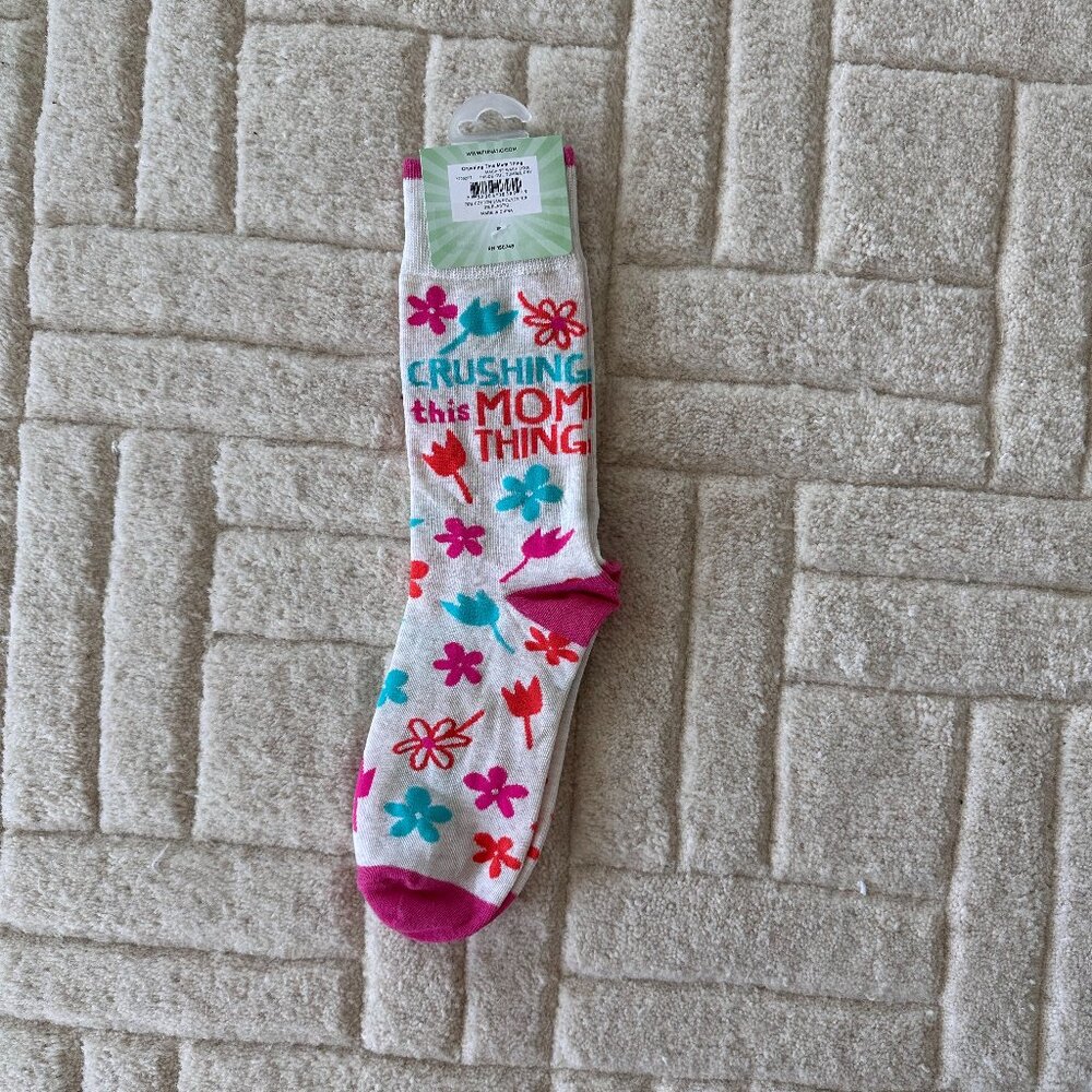 NWT Funatic Crushing This Mom Thing Socks - Unisex